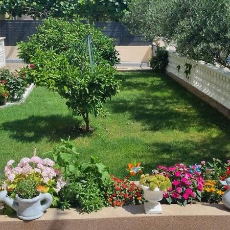 Apartmani Italo Biograd Na Moru Bagian luar foto