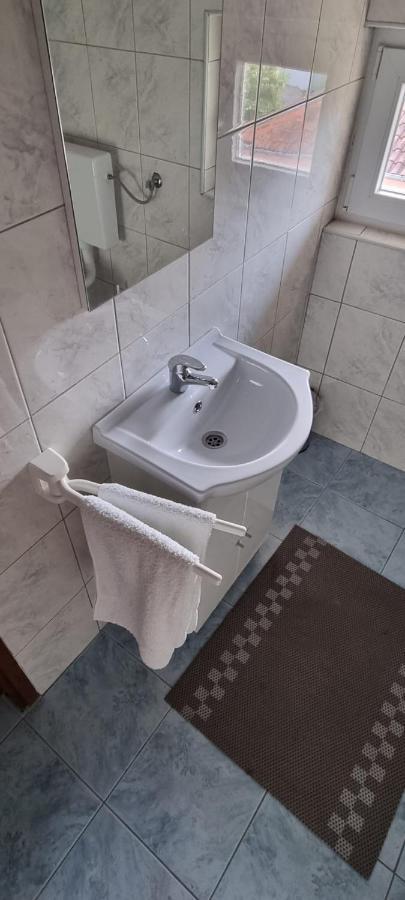 Apartmani Italo Biograd Na Moru Bagian luar foto