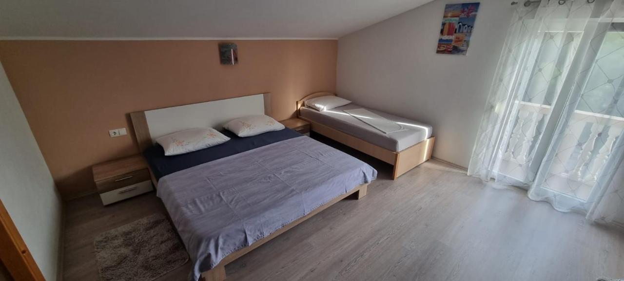 Apartmani Italo Biograd Na Moru Bagian luar foto