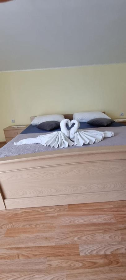 Apartmani Italo Biograd Na Moru Bagian luar foto